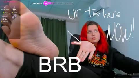 Snapshot of nielletablossom chatting on October 5, 1:59 am Nellie online show from October 5, 1:59 am