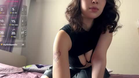 Snapshot of nievesshippey chatting on July 20, 10:39 am Hanna online show from July 20, 10:39 am