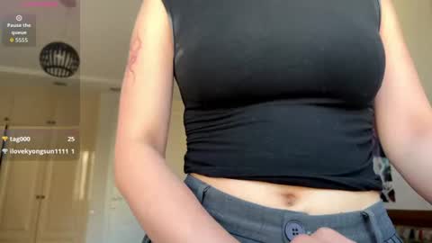 Snapshot of nievesshippey chatting on July 30, 10:03 am Hanna online show from July 30, 10:03 am