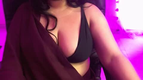 nightqueen107446 online show from February 28, 5:30 am