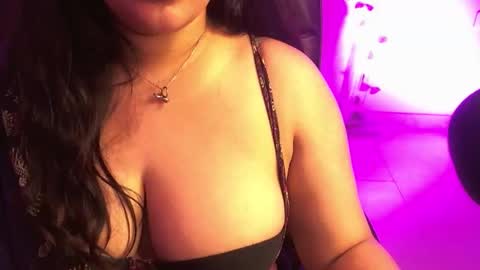 nightqueen107446 online show from March 10, 5:45 am