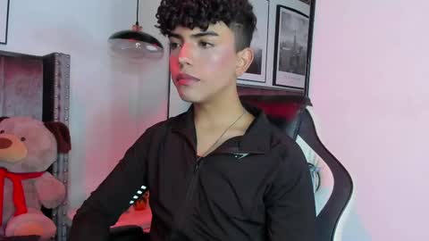 Snapshot of niick_twink chatting on September 15, 7:36 pm niick_twink online show from September 15, 7:36 pm