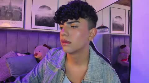 Snapshot of niick_twink chatting on October 18, 9:26 pm niick_twink online show from October 18, 9:26 pm