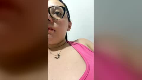 Snapshot of niickyjones chatting on July 22, 1:52 am Anni online show from July 22, 1:52 am