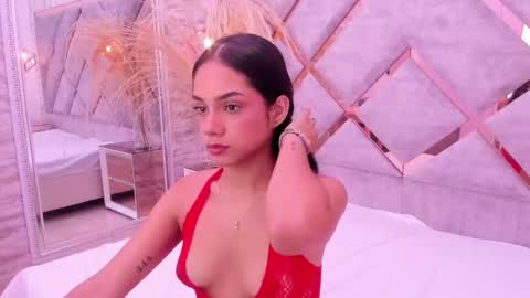 Nicole online show from February 6, 11:57 am