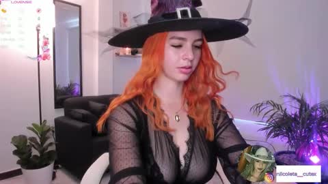 Snapshot of niicoleta chatting on October 4, 6:17 pm Niicoleta  online show from October 4, 6:17 pm