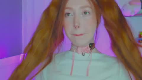 of Nylasweet online show from April 3, 5:27 am