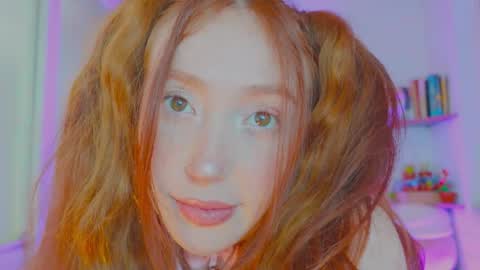 of Nylasweet online show from April 3, 9:02 pm