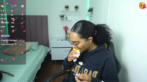          online show from December 7, 1:40 pm