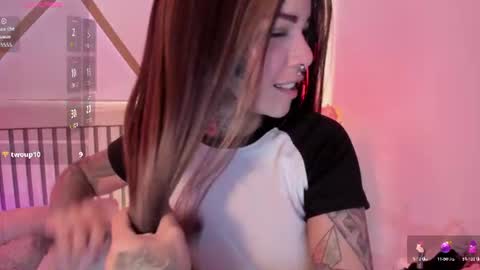 Snapshot of niinaink chatting on July 26, 2:24 pm NINAINK online show from July 26, 2:24 pm