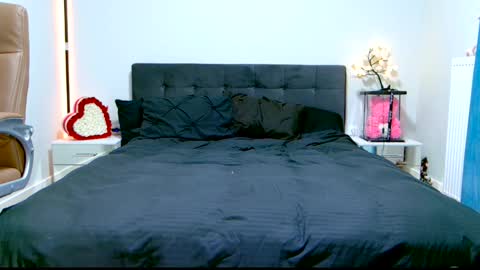 Niinarosee online show from March 3, 11:43 pm