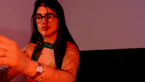 Niinarosee online show from April 26, 11:46 pm