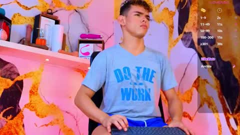 Snapshot of nijinsky_latinboy chatting on October 16, 11:00 am Nijinsky online show from October 16, 11:00 am