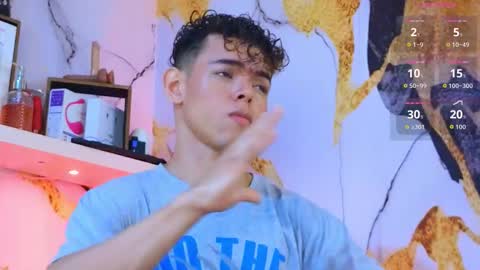 Snapshot of nijinsky_latinboy chatting on December 4, 11:19 am Nijinsky online show from December 4, 11:19 am