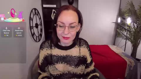 Snapshot of nika_gentle chatting on February 4, 5:57 am Nika online show from February 4, 5:57 am