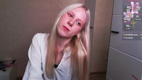  MY NAME IS AMILI WELCOME TO MY ROOM online show from April 24, 7:33 am