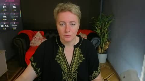 Snapshot of nika_smit chatting on May 24, 5:12 am Nika online show from May 24, 5:12 am
