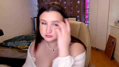 Snapshot of nikaking22 chatting on December 8, 11:40 pm nikaking22 online show from December 8, 11:40 pm