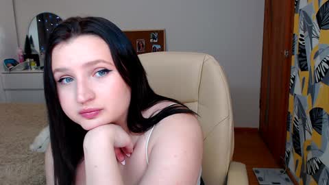 Snapshot of nikaking22 chatting on December 19, 9:06 pm nikaking22 online show from December 19, 9:06 pm