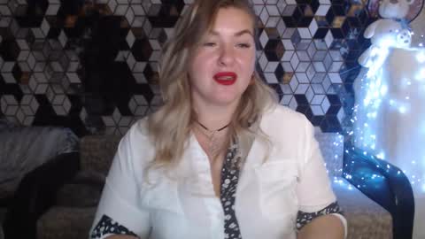 Nika online show from November 14, 8:51 pm