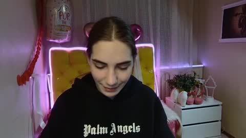 nikastarkk online show from February 28, 7:56 pm