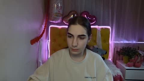 nikastarkk online show from March 7, 7:49 pm