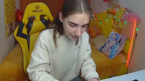 nikastarkk online show from March 12, 7:17 pm