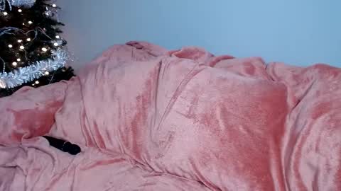 Snapshot of nikayasworld chatting on December 3, 4:14 am nikayasworld online show from December 3, 4:14 am