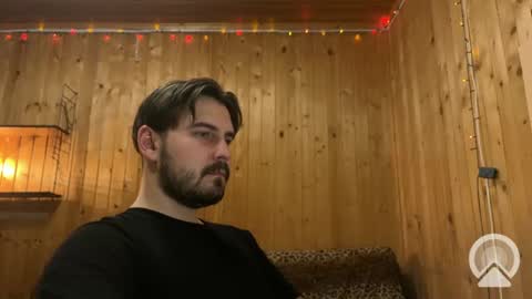 Snapshot of nikbusiness chatting on December 6, 8:29 pm Nick online show from December 6, 8:29 pm