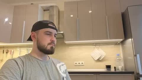 Snapshot of nikbusiness chatting on November 21, 9:52 am Nick online show from November 21, 9:52 am