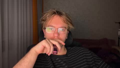 Celine online show from February 3, 4:10 am