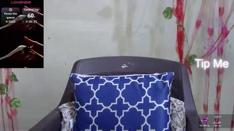 Nike online show from November 15, 6:22 am