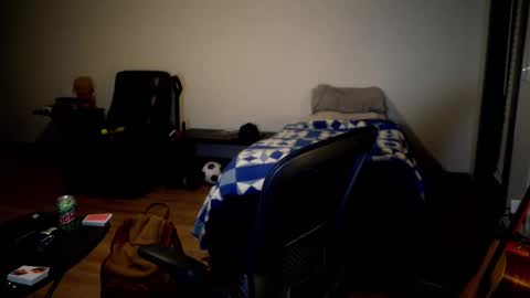 Snapshot of nikejude56 chatting on October 20, 11:38 pm Nike Jude online show from October 20, 11:38 pm