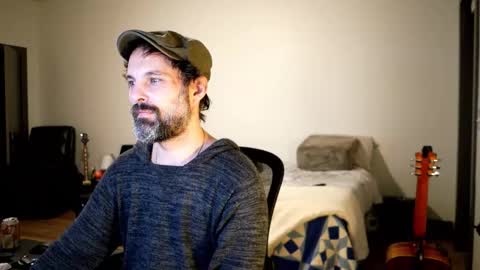 Snapshot of nikejude56 chatting on December 5, 4:43 am Nike Jude online show from December 5, 4:43 am