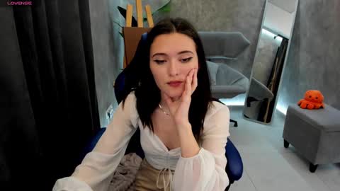 niki_cutes online show from January 13, 4:07 am