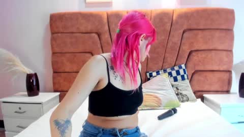 niki online show from January 13, 4:07 am