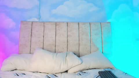    online show from March 17, 1:54 am