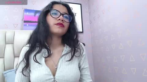 Nilly online show from December 2, 10:01 pm