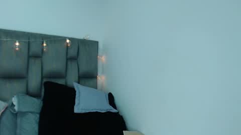 Nilly online show from December 4, 6:33 am