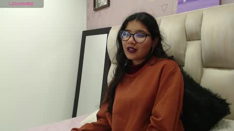 Nilly online show from December 5, 2:53 am