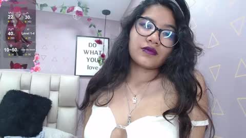 Nilly online show from December 19, 3:19 pm