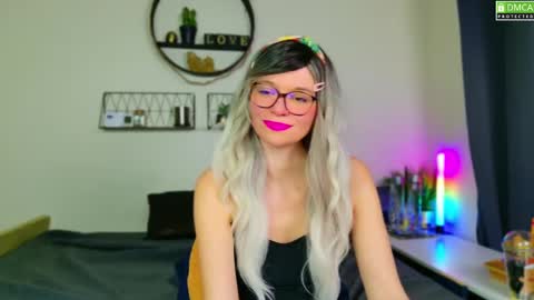 Kitty Chatte online show from December 7, 7:49 am