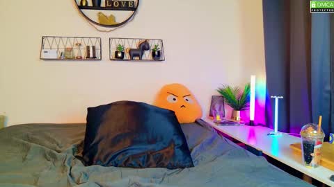 Kitty Chatte online show from February 18, 8:36 pm