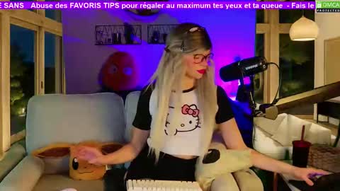 Kitty Chatte online show from November 12, 8:52 pm