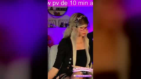 Kitty Chatte online show from April 19, 6:56 am