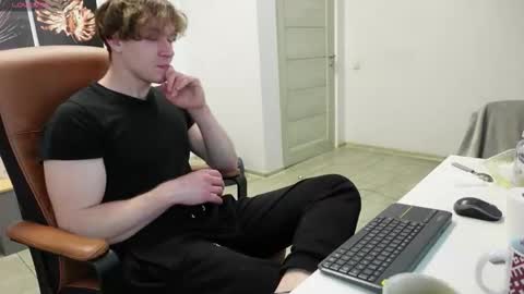 nikki online show from March 16, 5:44 am