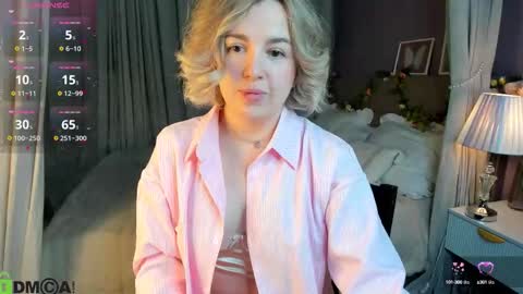 Snapshot of nikki_kai chatting on October 4, 12:52 am Nikki online show from October 4, 12:52 am