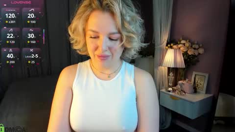 Snapshot of nikki_kai chatting on October 27, 12:58 am Nikki online show from October 27, 12:58 am