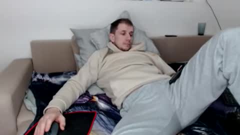 Nick online show from January 16, 3:27 pm