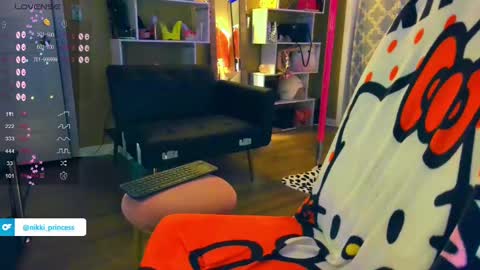 Snapshot of nikkiprincess chatting on December 23, 11:49 pm Schedule IN BIO online show from December 23, 11:49 pm